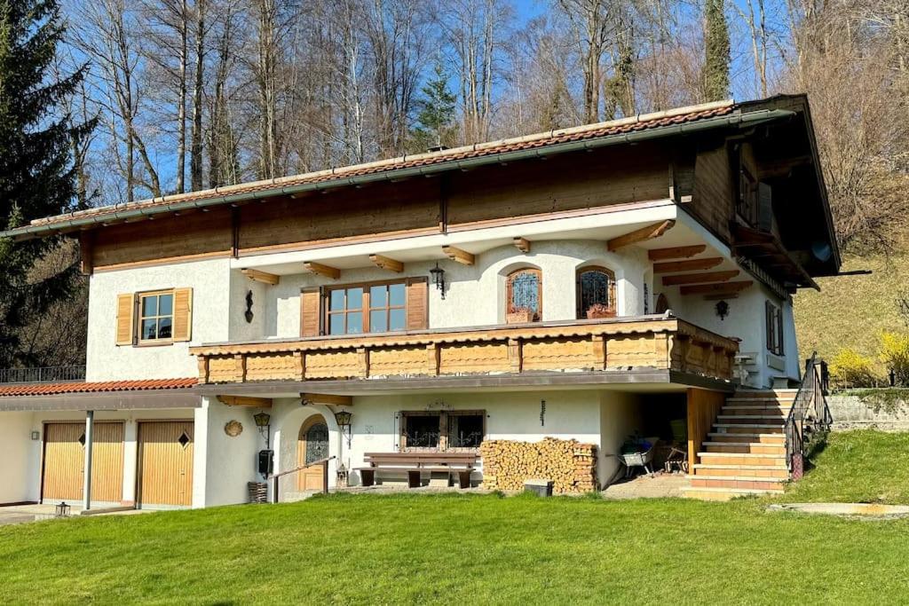 Romantisches Alpenchalet - Mit Sauna Und Kamin - Ruhig Und Zentral Bad Tolz Exterior photo