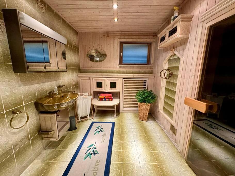 Romantisches Alpenchalet - Mit Sauna Und Kamin - Ruhig Und Zentral Bad Tolz Exterior photo